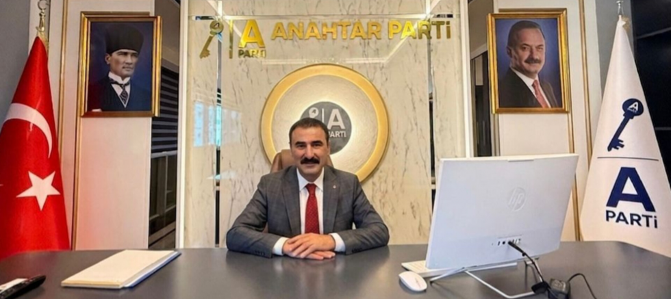 Anahtar Parti Mersin İl Başkanı Gür Arslanyıkar’dan 1 Mayıs Mesajı: “Emeğin Onuru Korunmadan Gelecek İnşa Edilemez” - GÜNDEM - İnternetin Ajansı