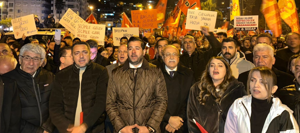 CHP Hatay İl Başkanı Hakan Tiryaki: “Yıkılmış Kentimizin Sokaklarında Demokrasiye Sahip Çıktık!” - GÜNDEM - İnternetin Ajansı